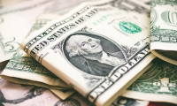 次新股板块震荡走低 C美信跌超15%